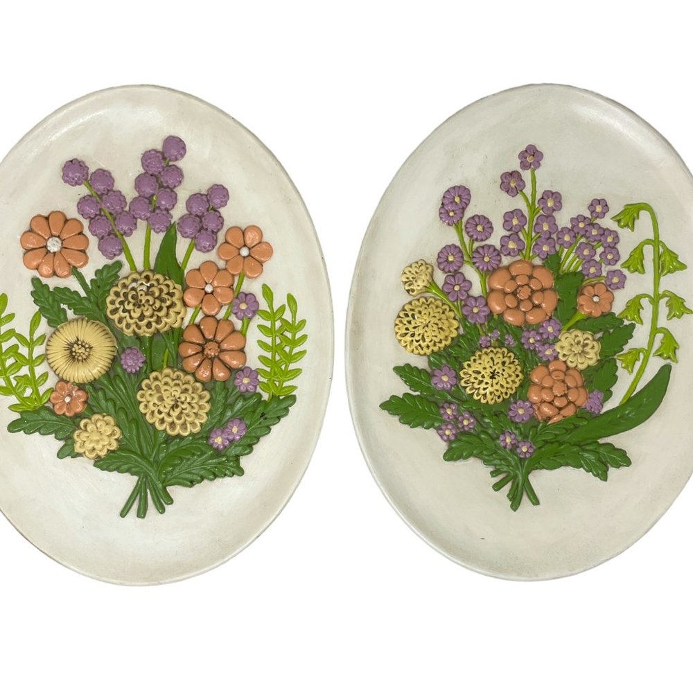 Vintage 1970s Boho Retro MCM Atlantic Mold Ceramic Oval Floral Wall Plate Accent